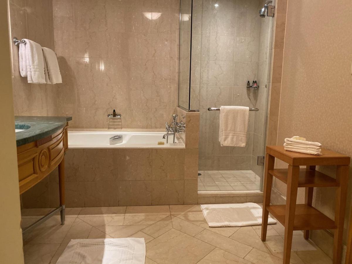 Chez Haytham At Four Seasons Nile Plaza Residential Suite Kaherah Luaran gambar
