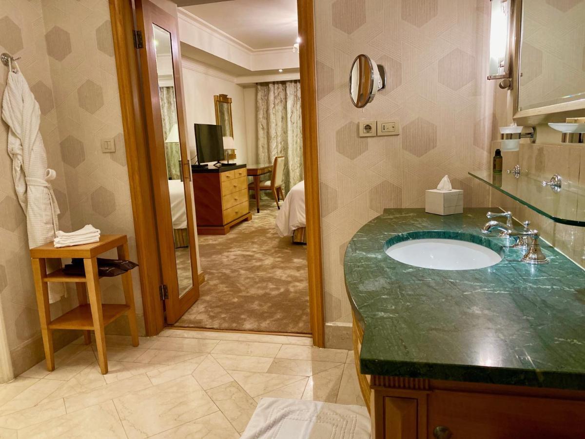 Chez Haytham At Four Seasons Nile Plaza Residential Suite Kaherah Luaran gambar