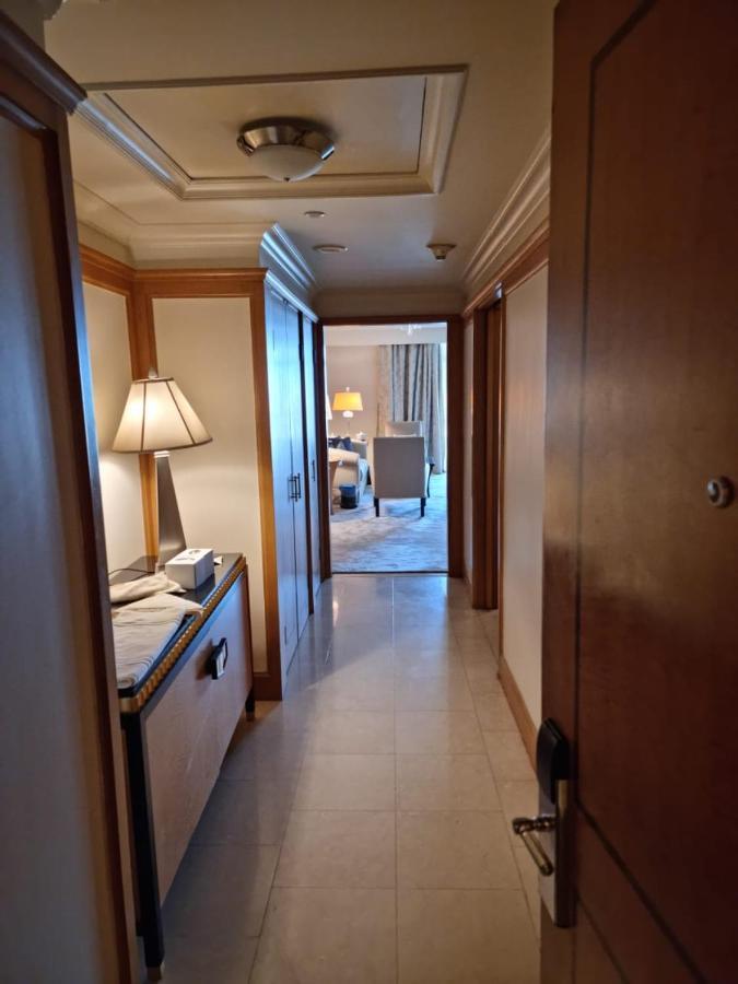 Chez Haytham At Four Seasons Nile Plaza Residential Suite Kaherah Luaran gambar